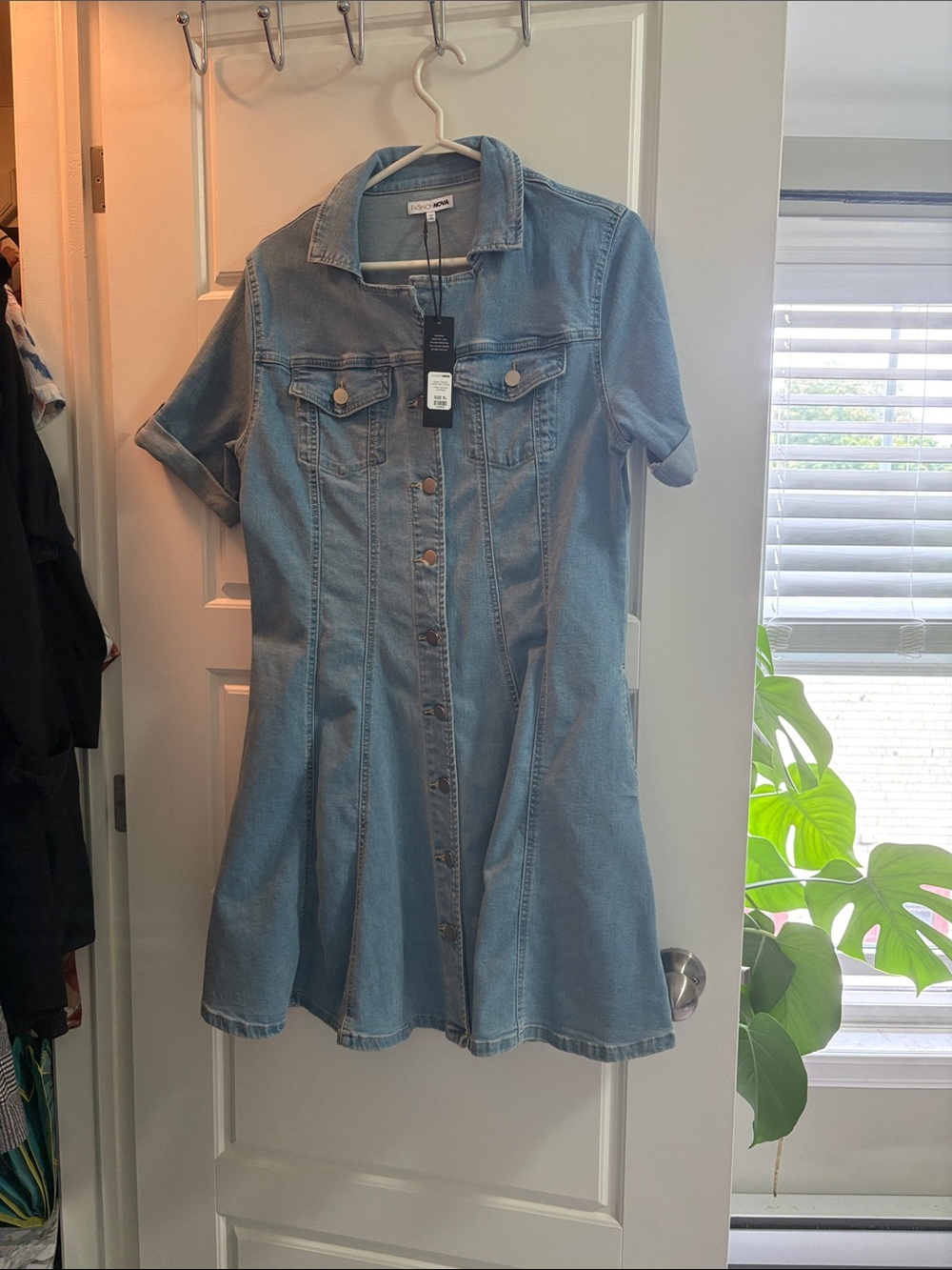 Fashion Nova Light Blue Denim Button-Front Short-Sleeve Dress